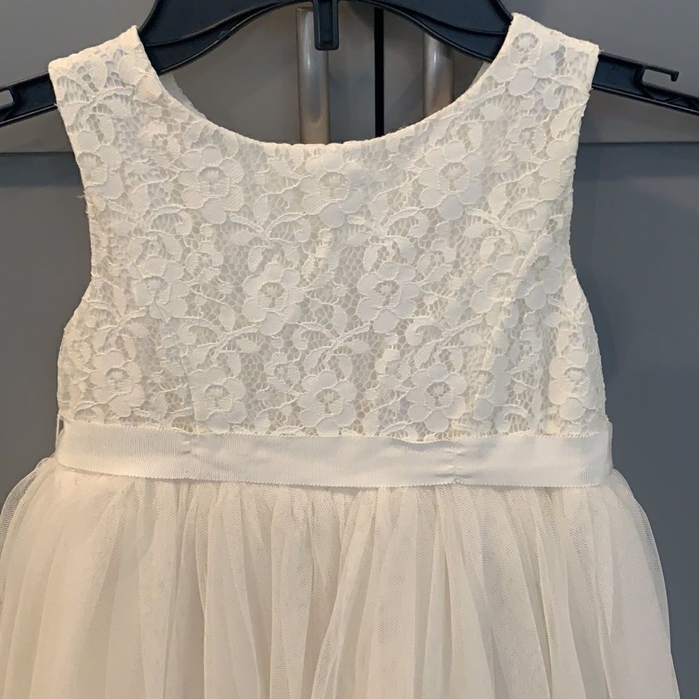 🎉last deal 🎉Flower girl dress. 👗 - Picture 2 of 8